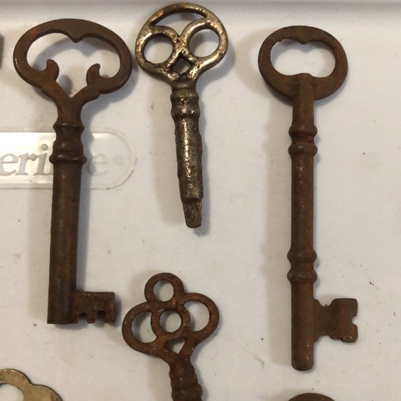 Vintage antique skeleton keys lot of 21 - Picture 5 of 8